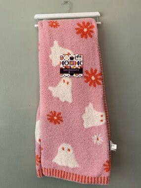 NOVOGRATZ Pink Ghost Print Cozy Blanket